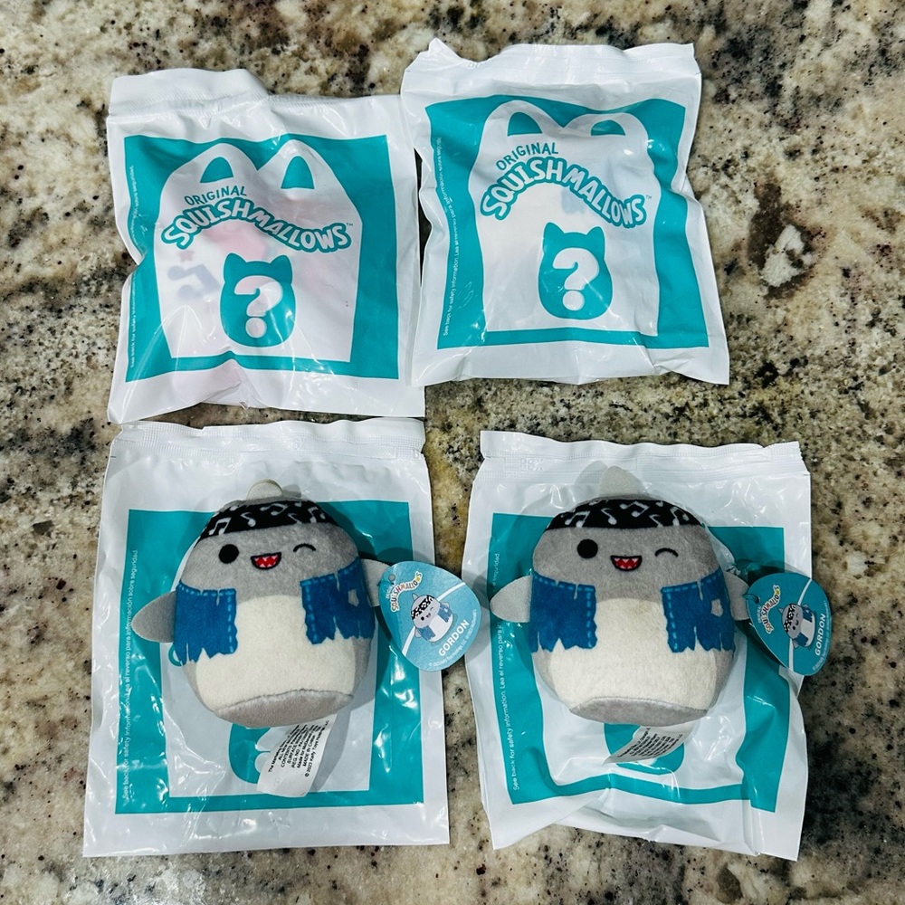🦈McDonald’s Squishmallows 3 Gordon’s 1 Archie🦈